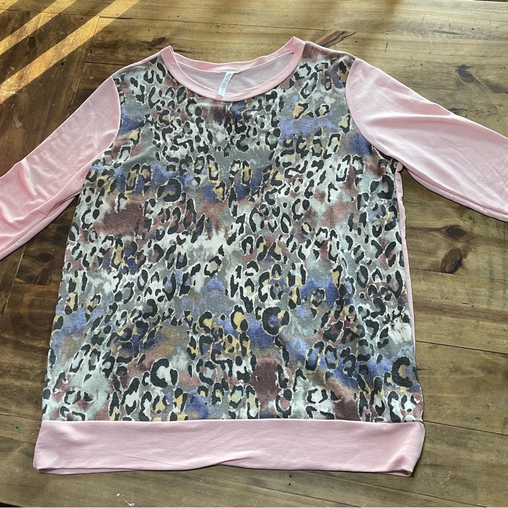 NWT Plus Top
